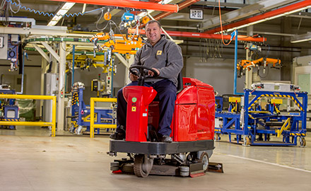 Industrial cleaning and cleaning of halls